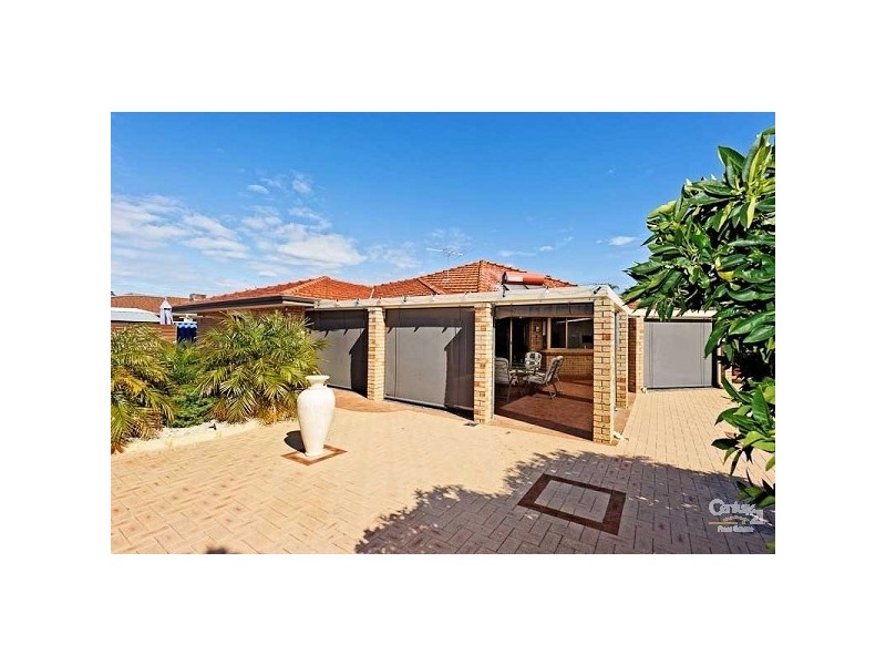 14 Firwood Trail, Woodvale WA 6026