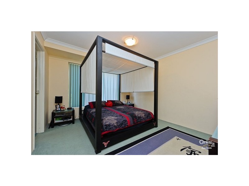 1 Ceduna Way, Quinns Rocks WA 6030