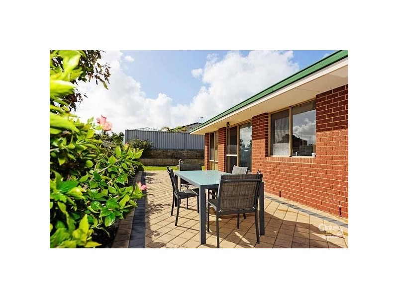 1 Ceduna Way, Quinns Rocks WA 6030