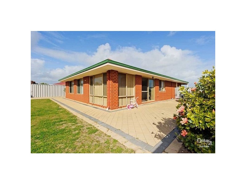 1 Ceduna Way, Quinns Rocks WA 6030