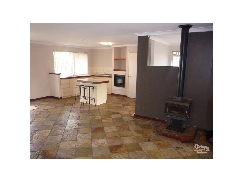 8 Arthurs Vale, Quinns Rocks WA 6030
