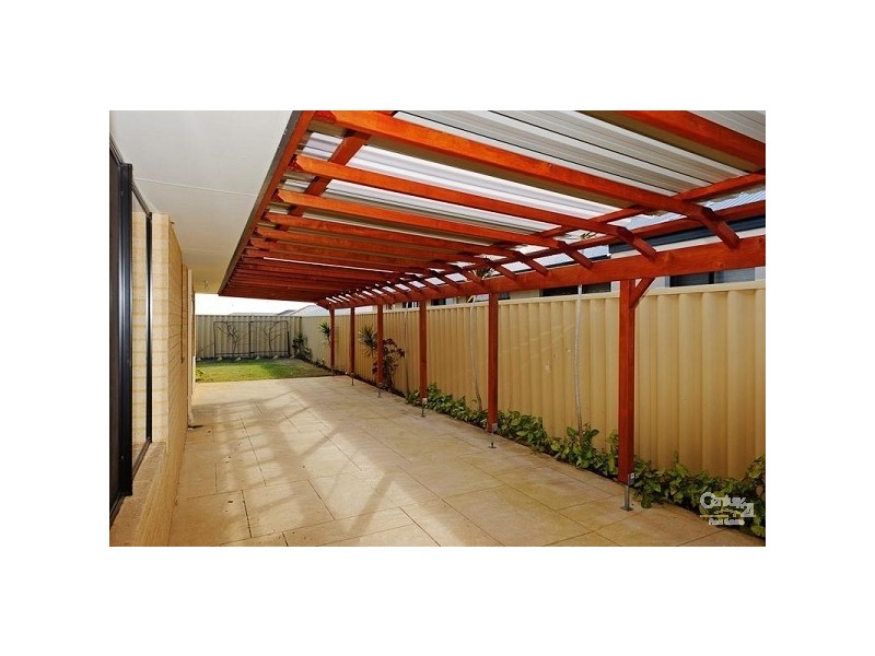 6 Belfast Crescent, Ridgewood WA 6030