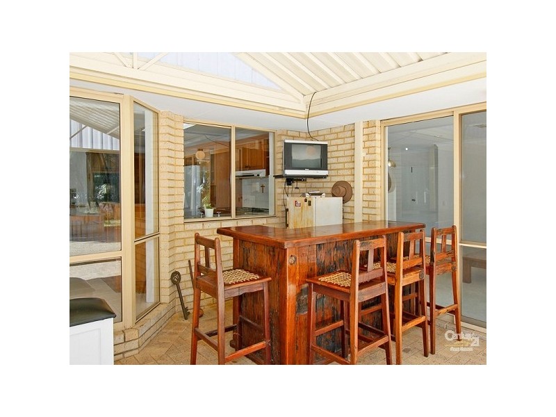 3 Kentia Loop, Wanneroo WA 6065