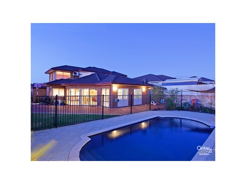 10 Manhattan Avenue, Iluka WA 6028