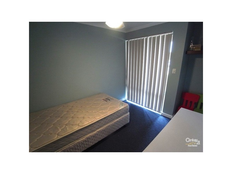 2 Rule Close, Merriwa WA 6030