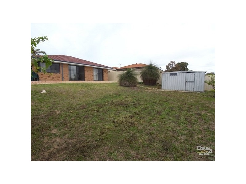 2 Rule Close, Merriwa WA 6030
