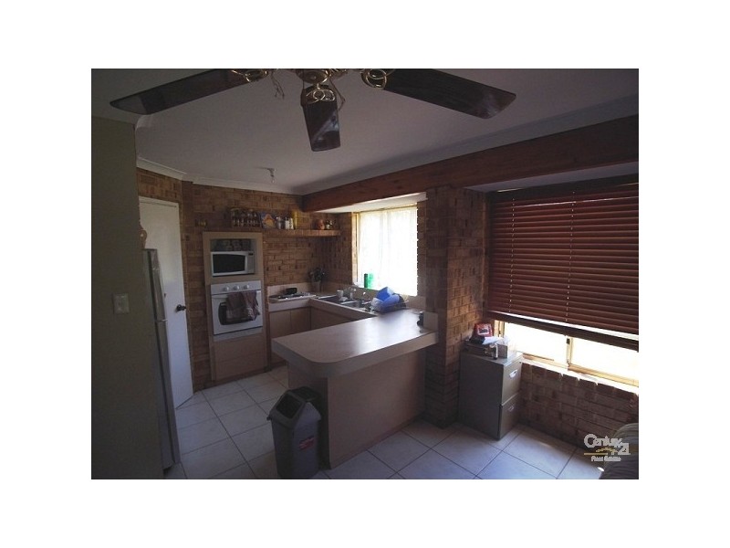 229 Birdwood Drive, Woodridge WA 6041