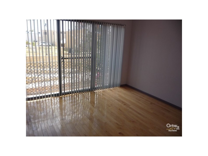 1/6 Bouvard Walk, Clarkson WA 6030