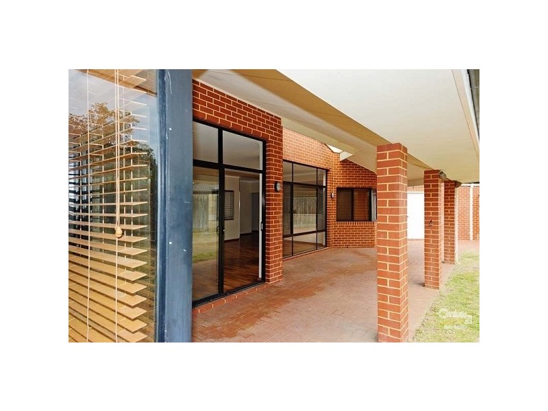 22 Bantry Bend, Mindarie WA 6030