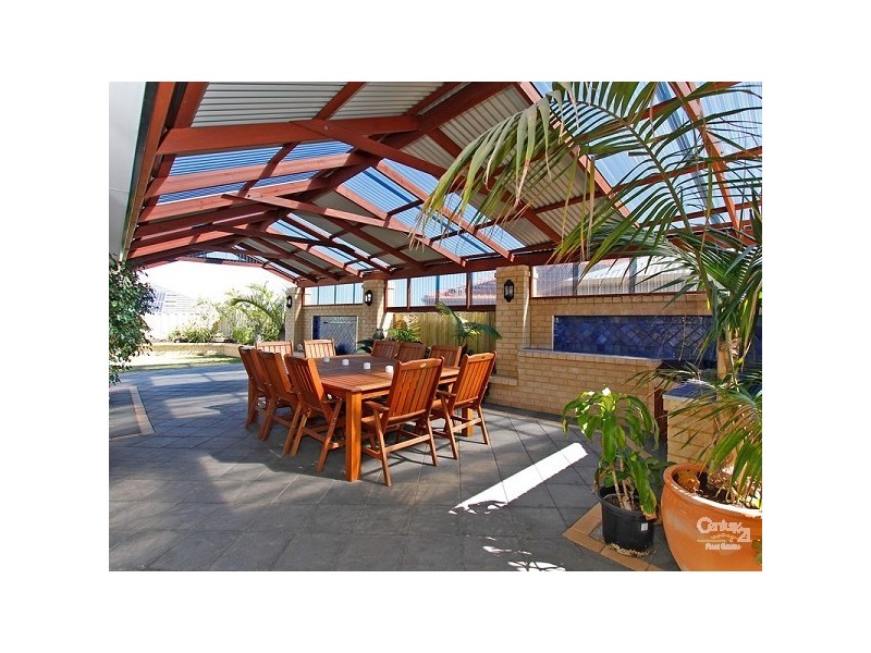 8 Maltara Loop, Quinns Rocks WA 6030