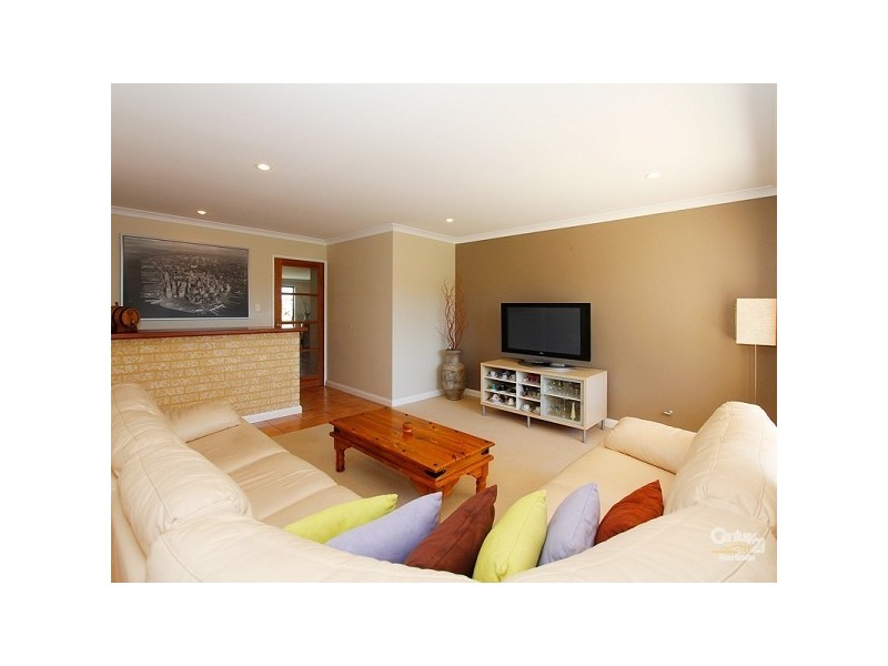 8 Maltara Loop, Quinns Rocks WA 6030