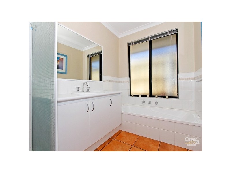 8 Maltara Loop, Quinns Rocks WA 6030