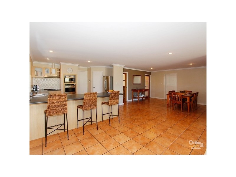 8 Maltara Loop, Quinns Rocks WA 6030