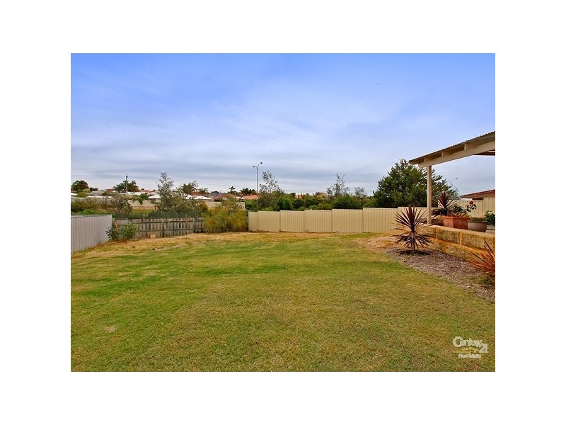 9 Chiba Retreat, Merriwa WA 6030