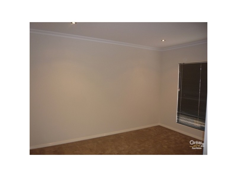 16 Bluewater Drive, Alkimos WA 6038