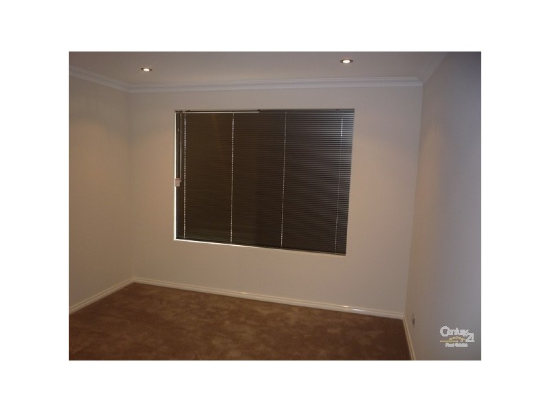 16 Bluewater Drive, Alkimos WA 6038