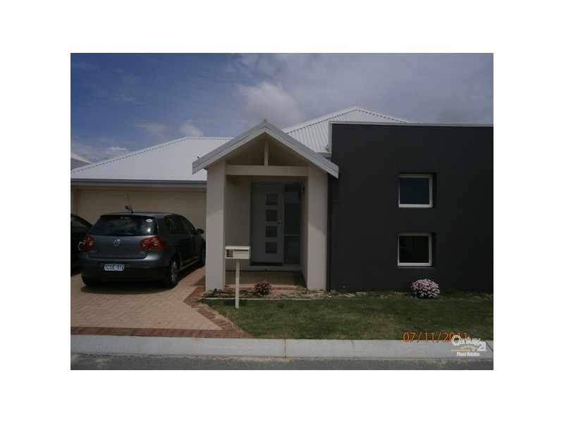 8 Tambelyn Street, Clarkson WA 6030