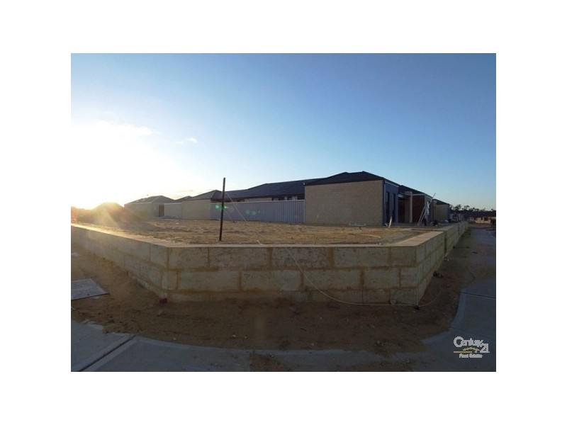 2/1 Soran Way, Butler WA 6036