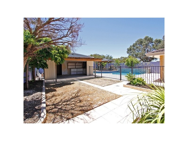 54 Littleham Loop, Quinns Rocks WA 6030