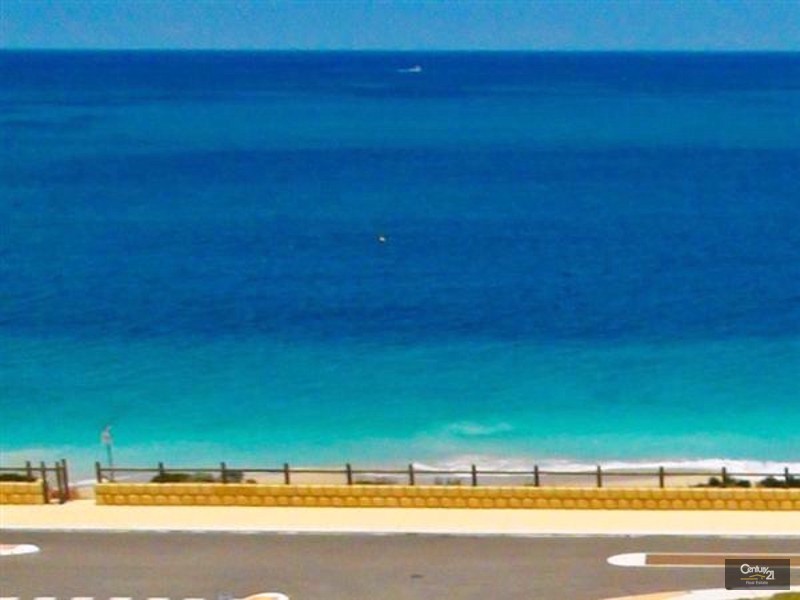 120 Ocean Drive, Quinns Rocks WA 6030