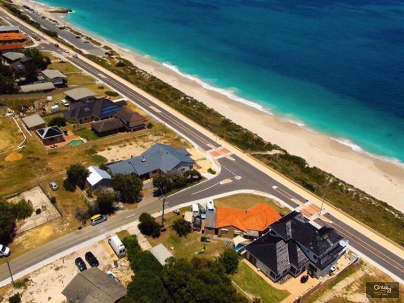120 Ocean Drive, Quinns Rocks WA 6030