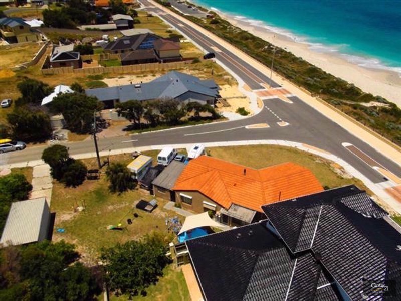 120 Ocean Drive, Quinns Rocks WA 6030