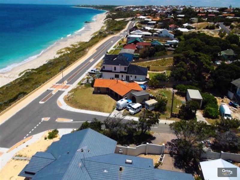 120 Ocean Drive, Quinns Rocks WA 6030