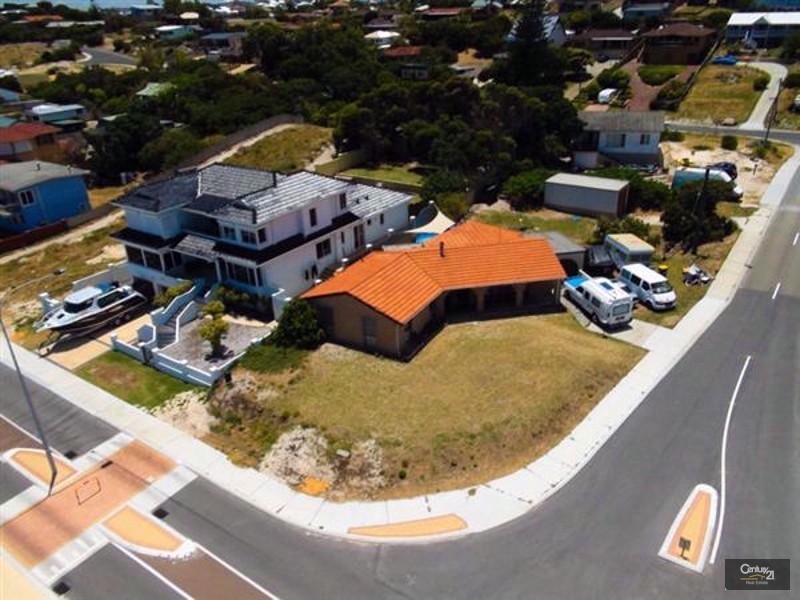 120 Ocean Drive, Quinns Rocks WA 6030