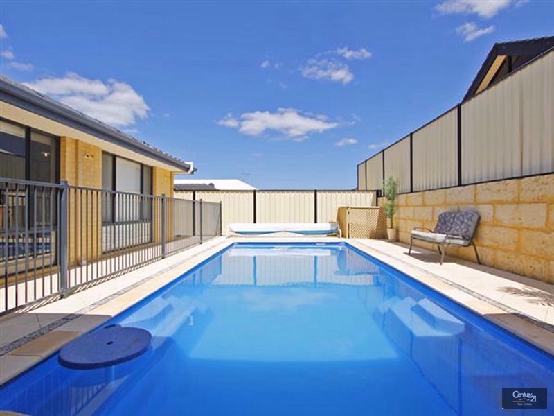 61 Homestead Drive, Clarkson WA 6030