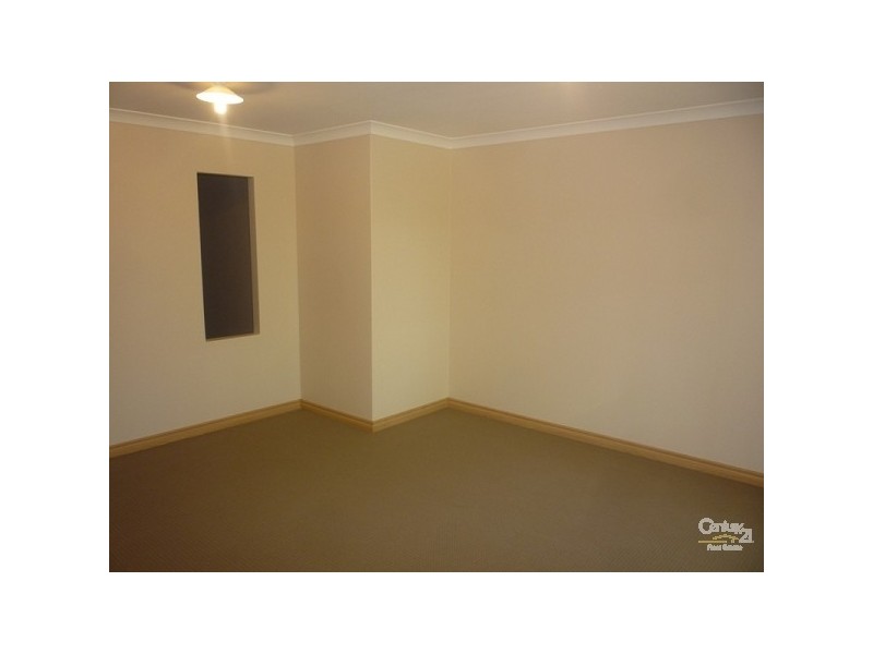 10 Breaksea Way, Ridgewood WA 6030