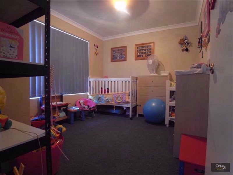 39 Adelong Circuit, Merriwa WA 6030