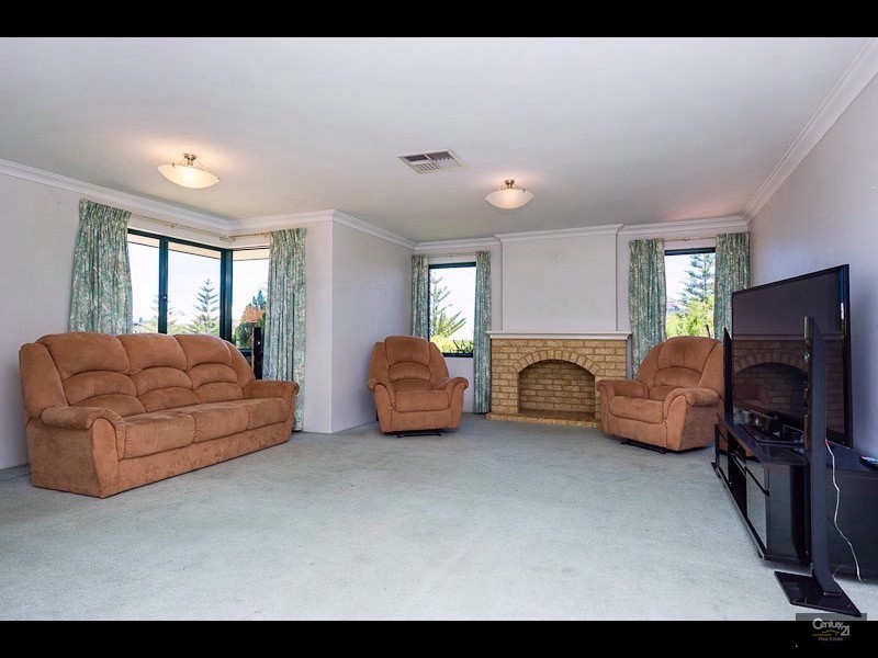 6  Sea Edge, Mindarie WA 6030