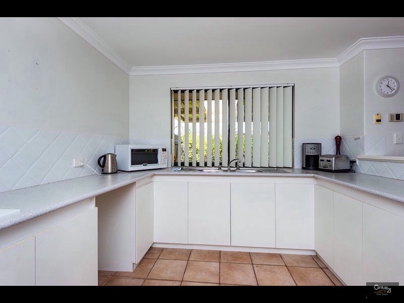 6  Sea Edge, Mindarie WA 6030