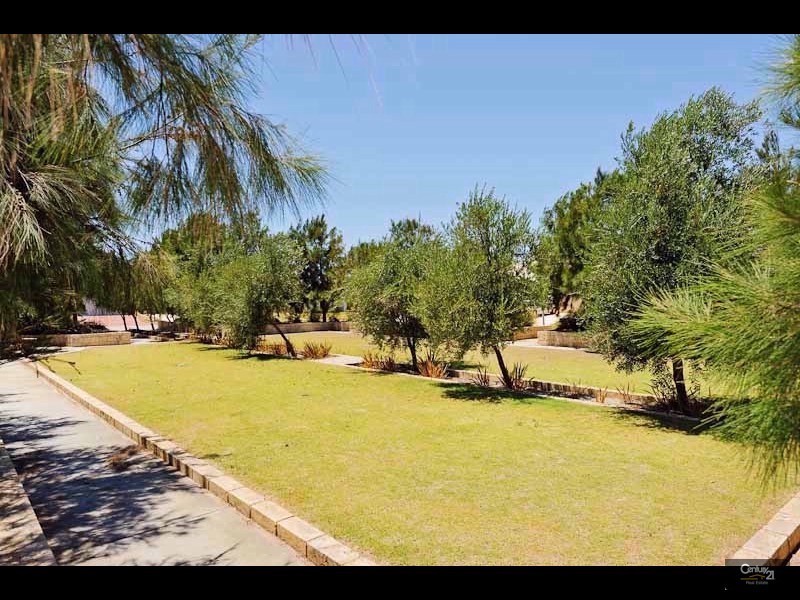 7 Acapulco Way, Quinns Rocks WA 6030