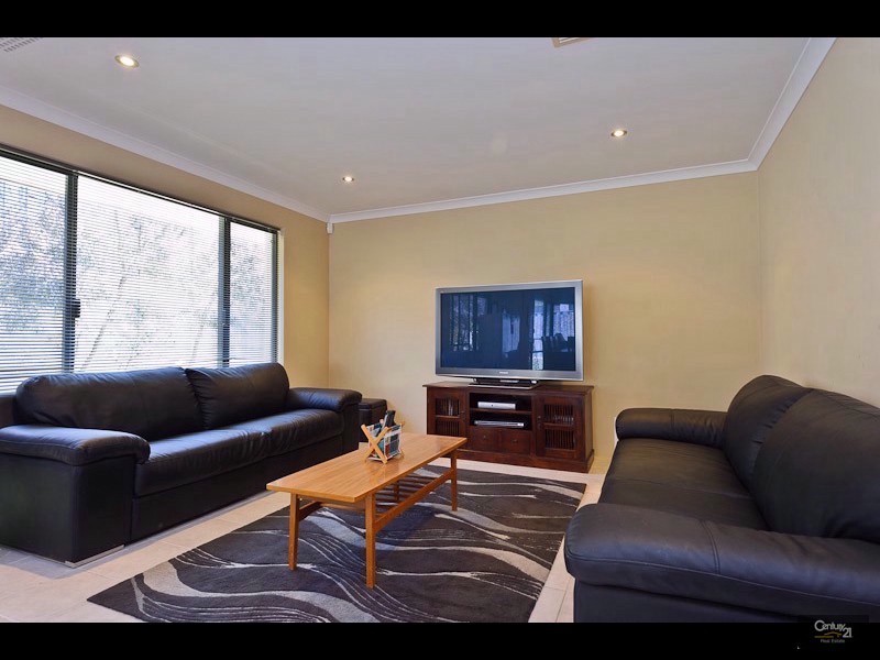 7 Acapulco Way, Quinns Rocks WA 6030