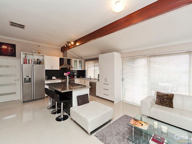 12 Ainsbury Parade, Clarkson WA 6030