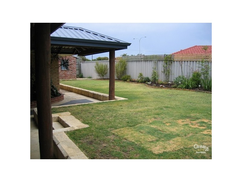 16 Newcap Place, Merriwa WA 6030