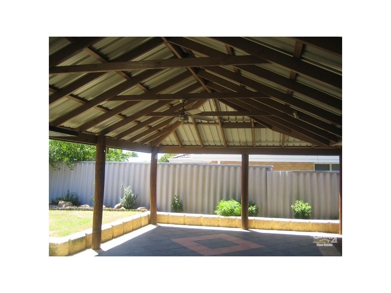 16 Newcap Place, Merriwa WA 6030