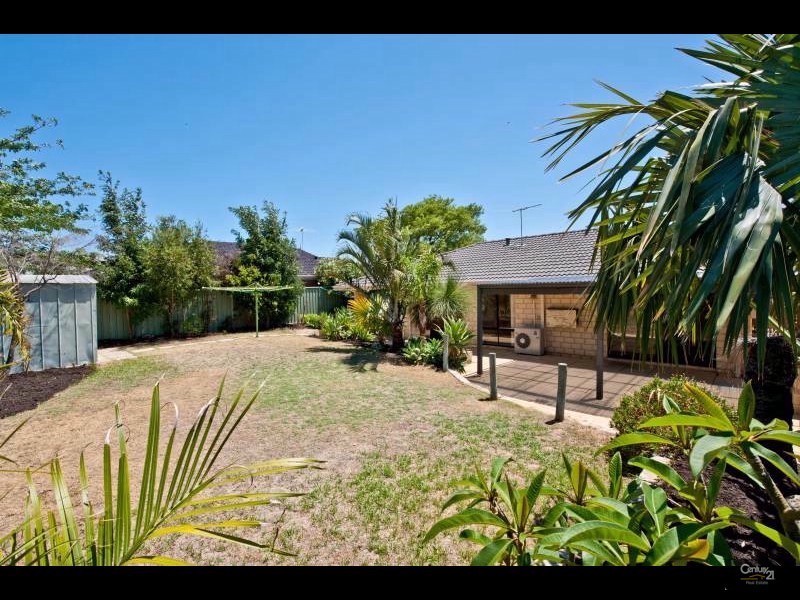 43 Dalvik Avenue, Merriwa WA 6030