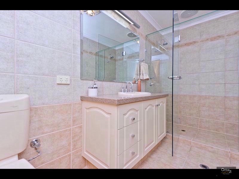 12 Pennant Place, Woodvale WA 6026