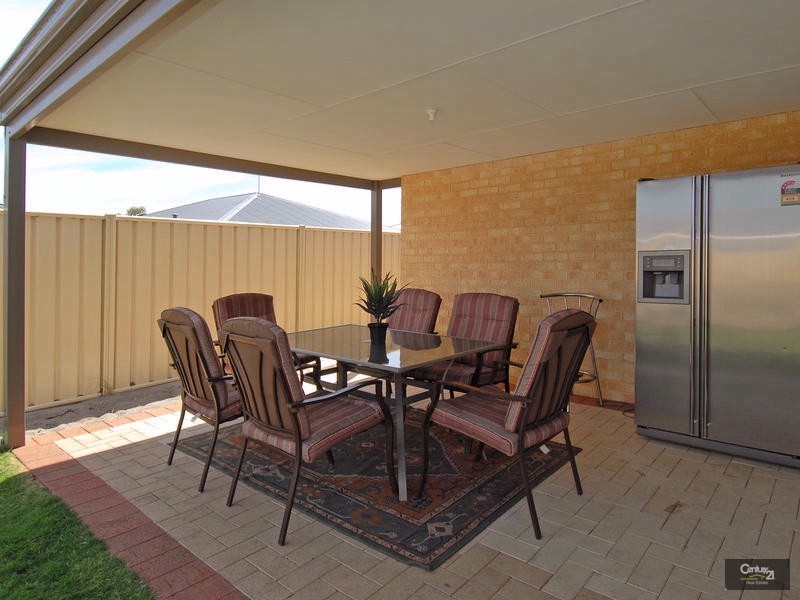 38 Tussock Elbow, Banksia Grove WA 6031
