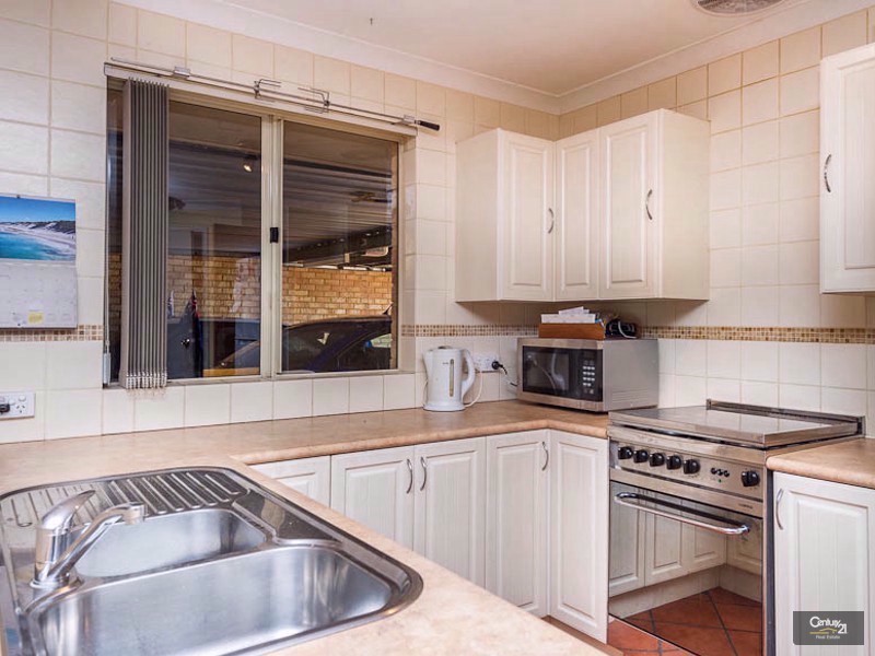 61 Coldstream Circuit, Merriwa WA 6030