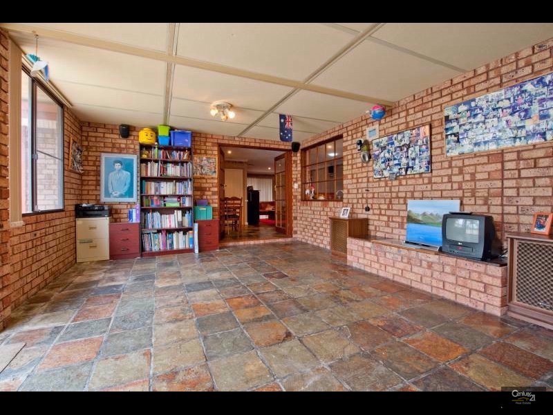 24 Clinton Street, Kingsley WA 6026