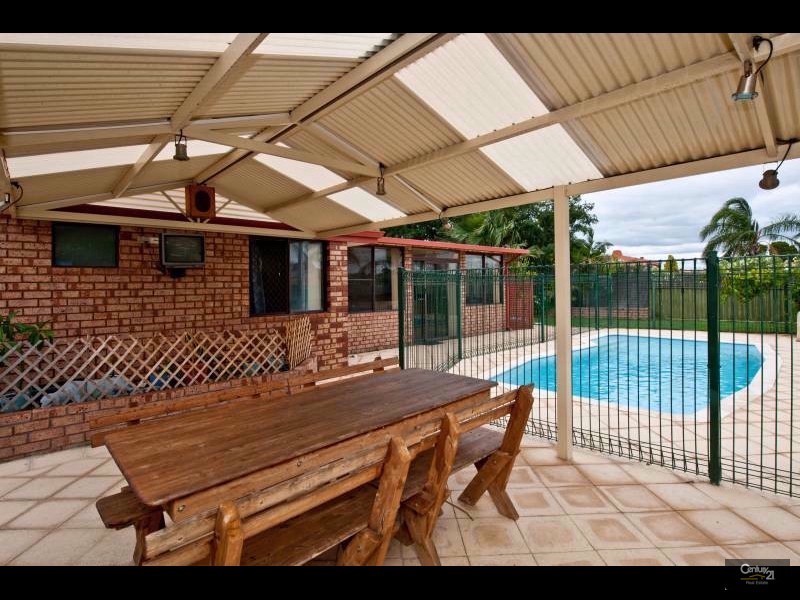 24 Clinton Street, Kingsley WA 6026