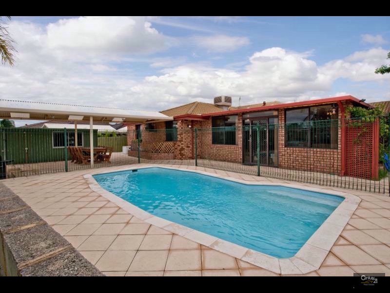 24 Clinton Street, Kingsley WA 6026