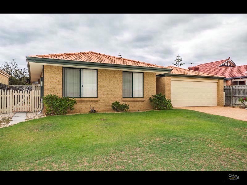 38 Burnett Drive, Clarkson WA 6030