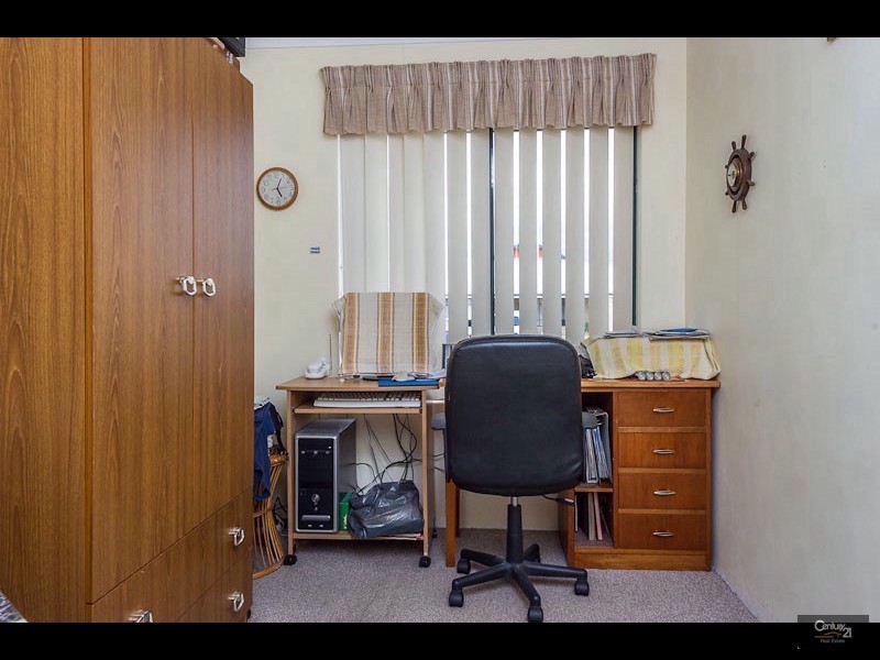 38 Burnett Drive, Clarkson WA 6030