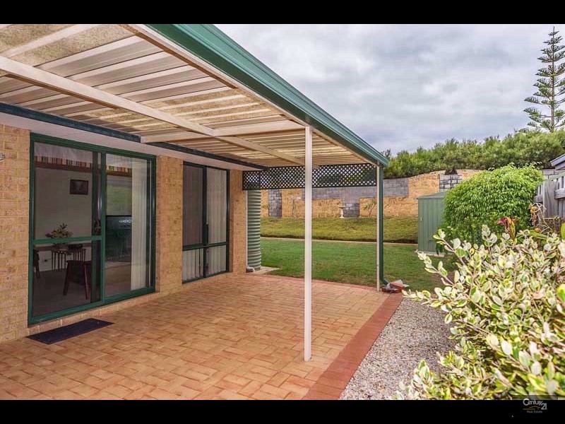 38 Burnett Drive, Clarkson WA 6030