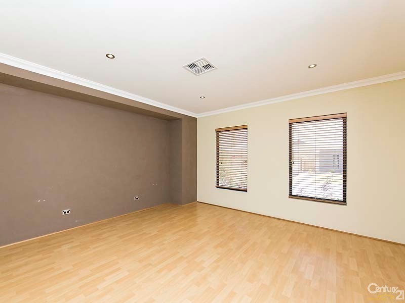 70 Belhaven Terrace, Quinns Rocks WA 6030