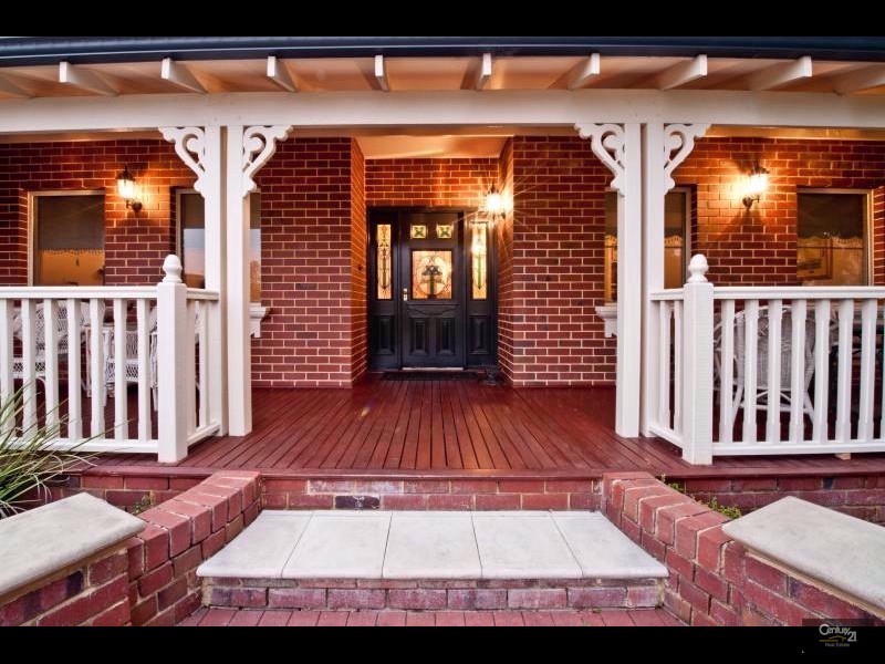 27 Tees Court, Mindarie WA 6030